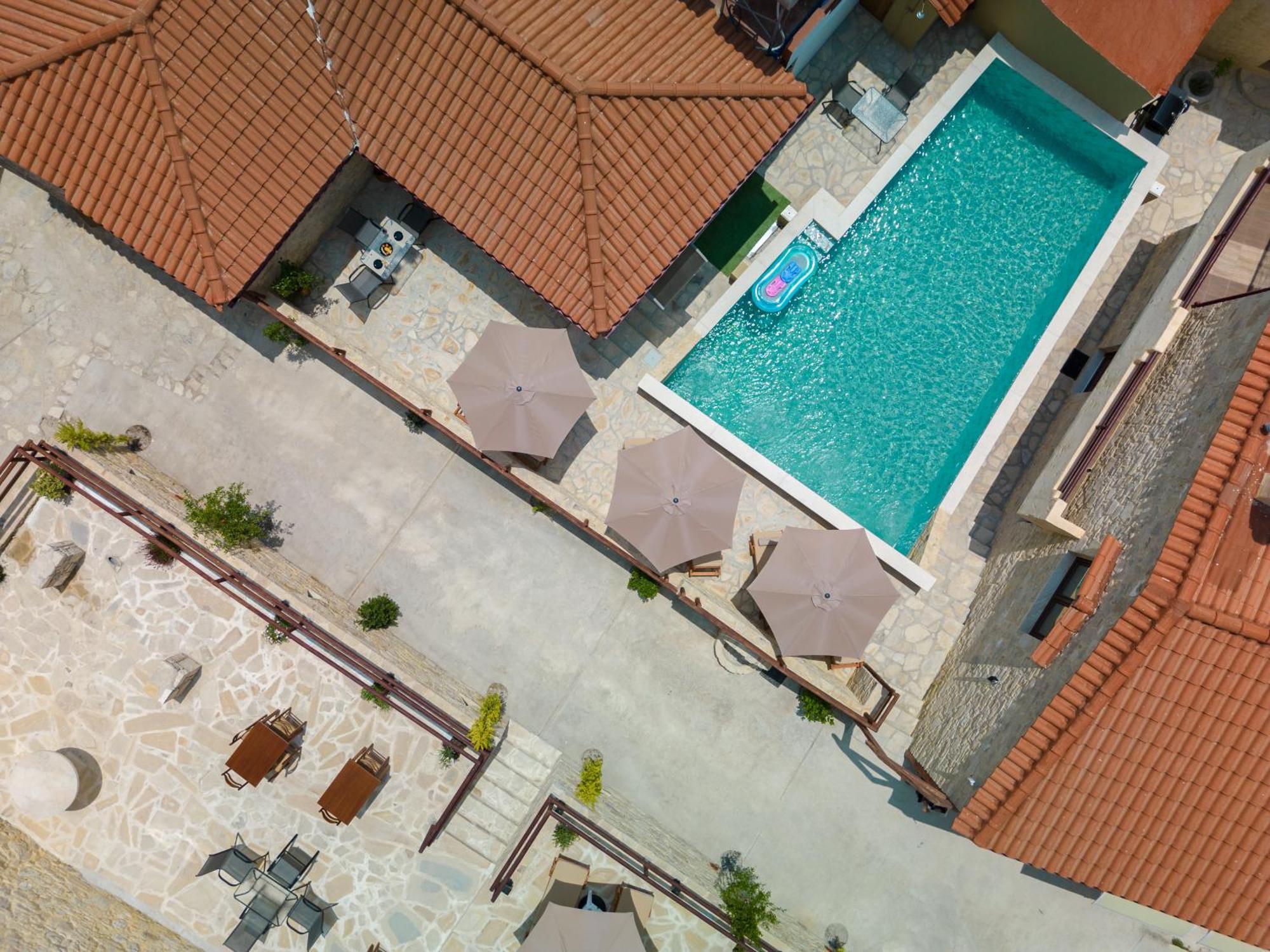Draganigo Luxury Stone Houses 40 Min From Matala Ano Moulia Экстерьер фото