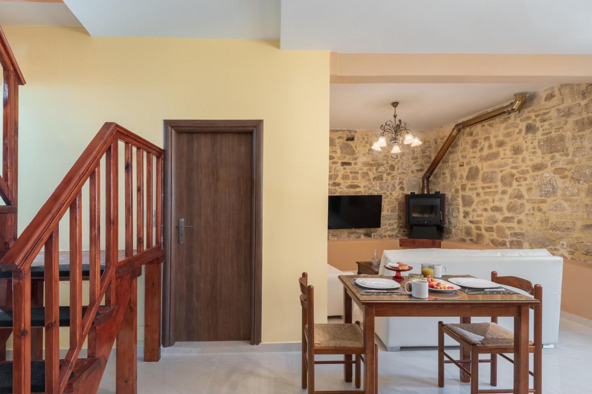 Draganigo Luxury Stone Houses 40 Min From Matala Ano Moulia Номер фото
