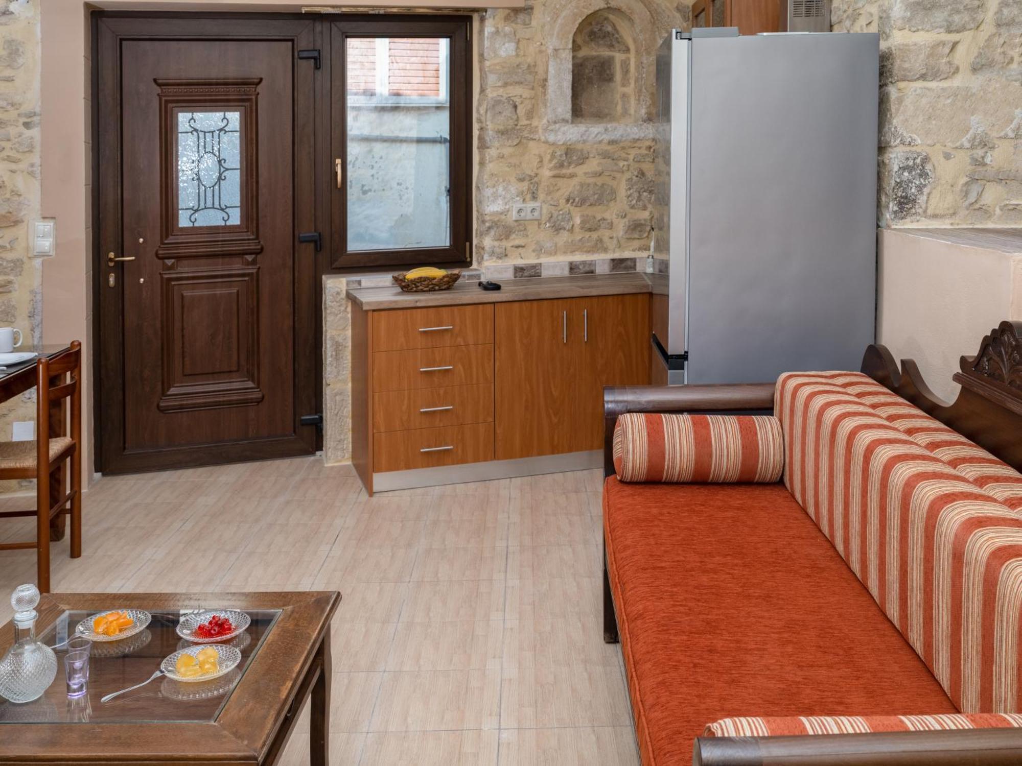 Draganigo Luxury Stone Houses 40 Min From Matala Ano Moulia Номер фото